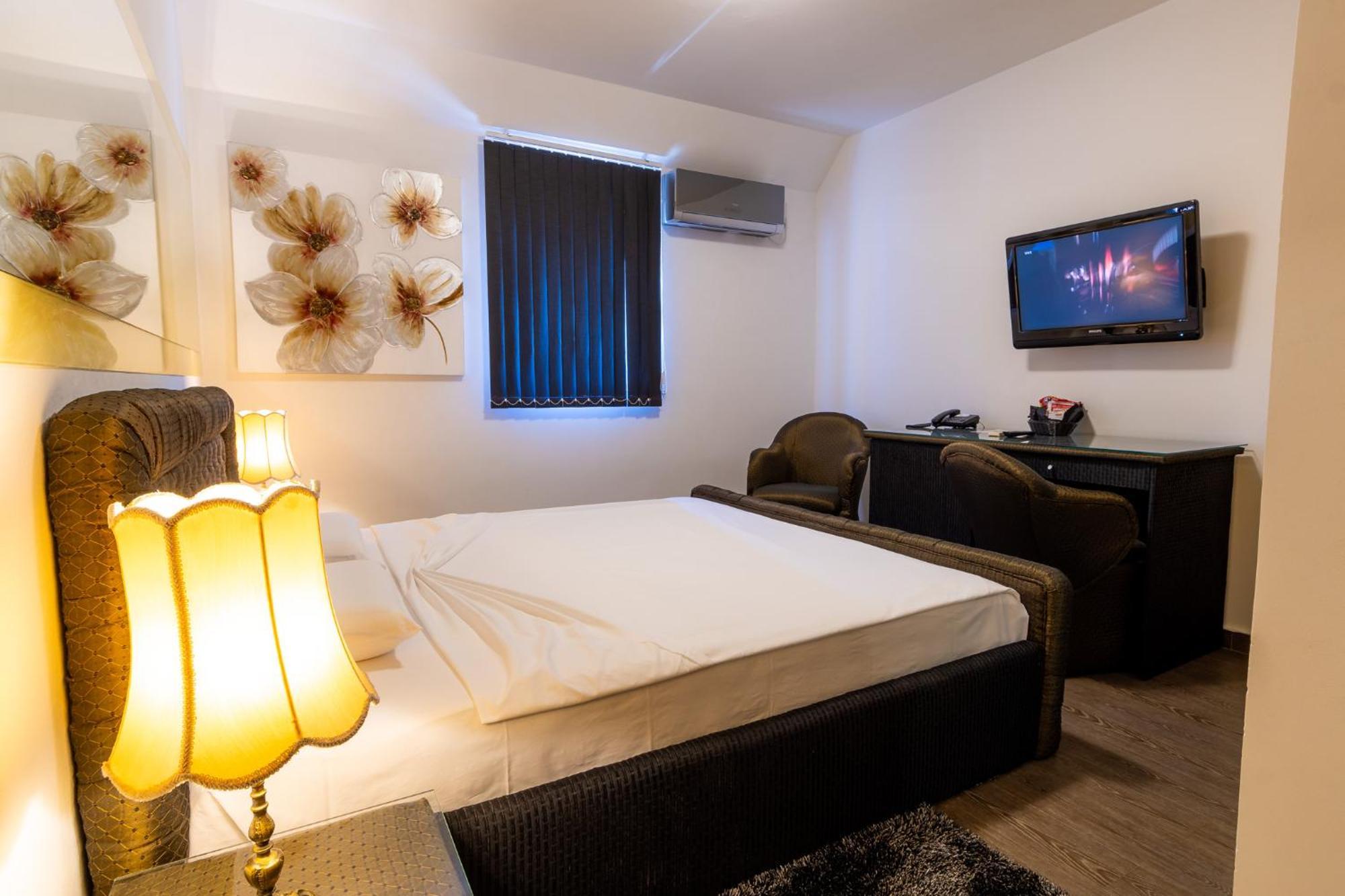 Olympic Wellness & Spa Hotel Belgrad Dış mekan fotoğraf