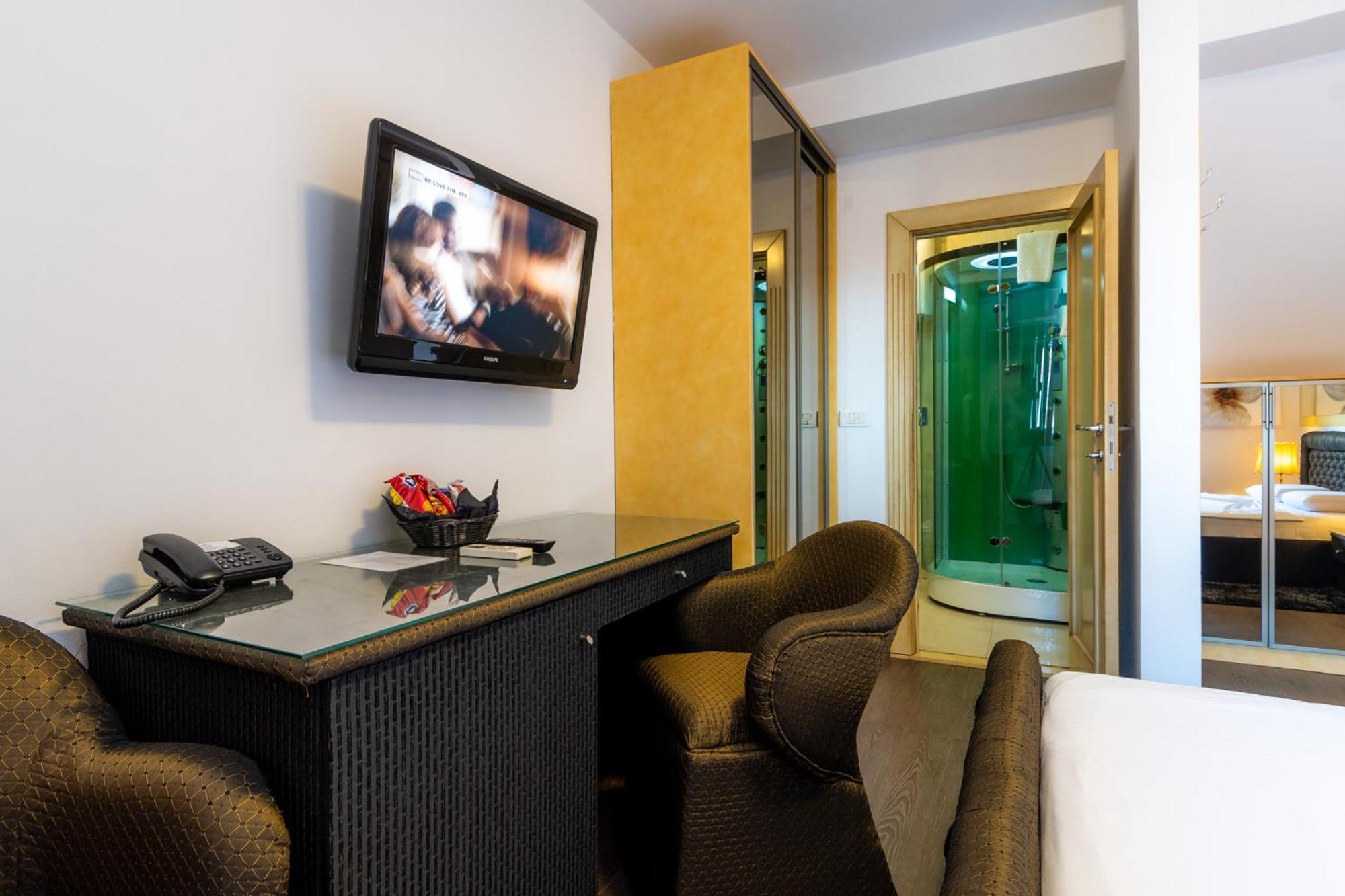 Olympic Wellness & Spa Hotel Belgrad Dış mekan fotoğraf