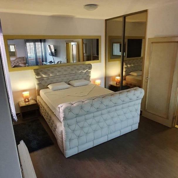 Olympic Wellness & Spa Hotel Belgrad Dış mekan fotoğraf
